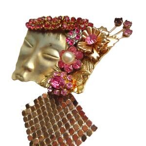Vintage Woman's Face Brooch with Metal Mesh and Pink Rhinestone Flowers Gold